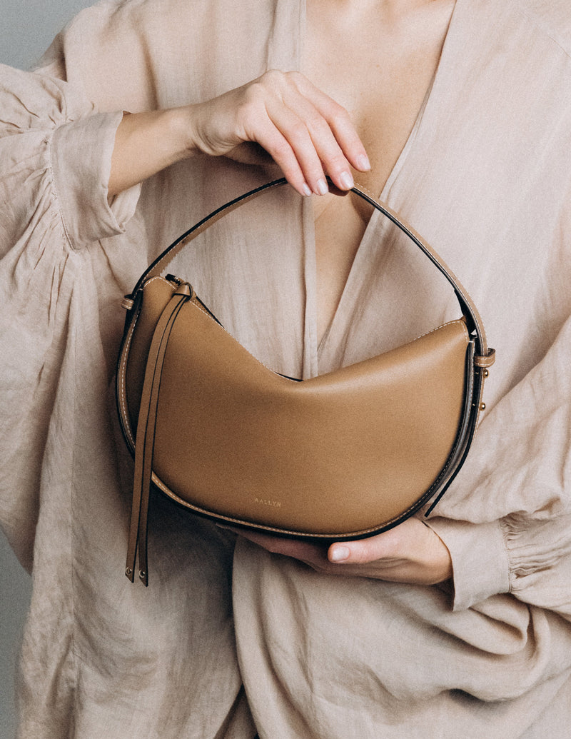 Style Notes from AALLYN: The Elara Convertible Bag